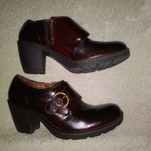 BOC by Born Brown leather heeled clog size 8.5